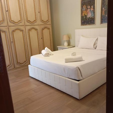 San Giovanni Apartment With Balcony Rome Exterior photo